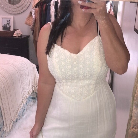 Trixxi size 7 ivory lace crochet maxi sundress - Picture 4 of 8